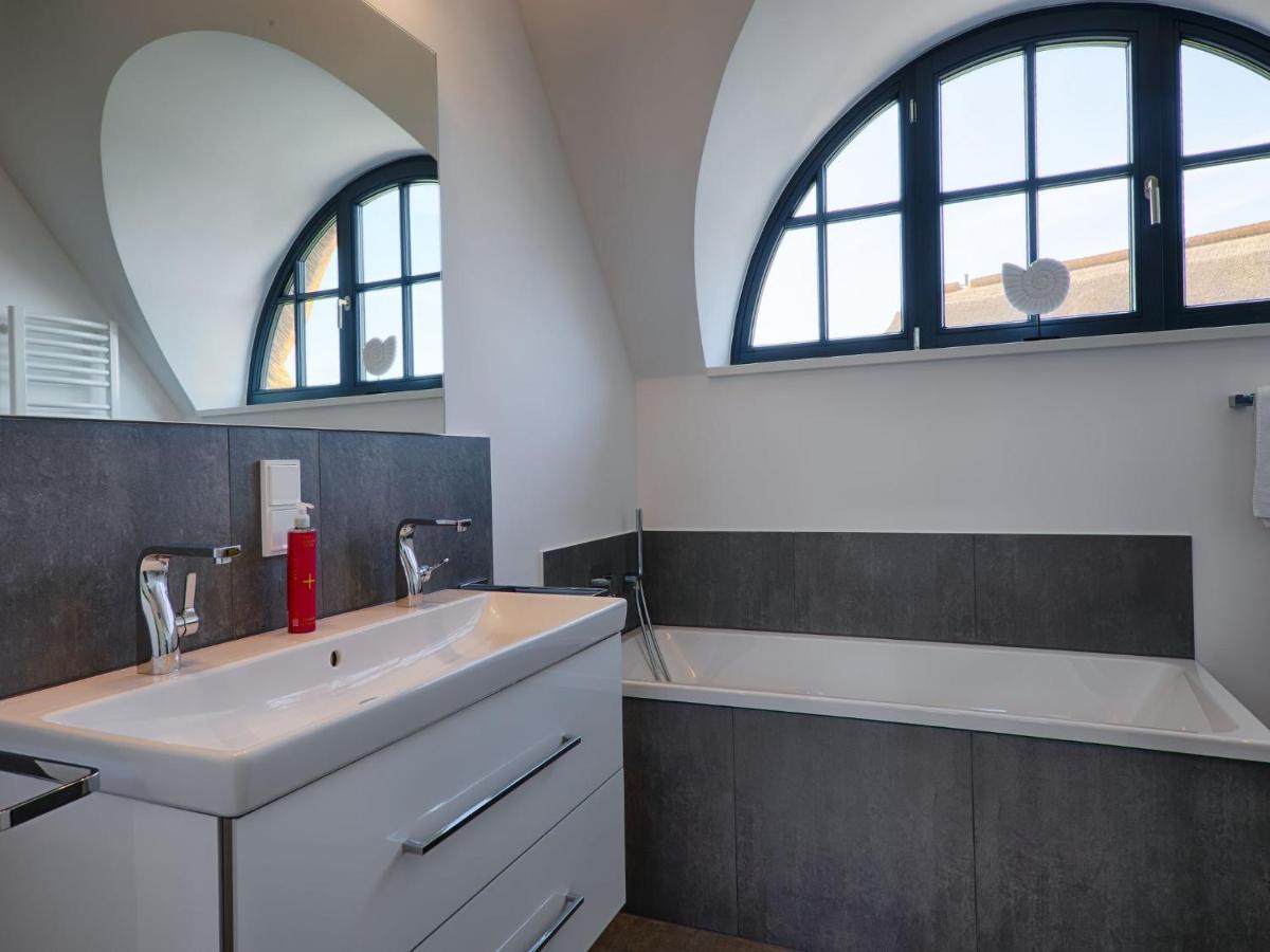 Reetland Am Meer - Premium Reetdachvilla Mit 3 Schlafzimmern, Sauna Und Kamin F23 Дранске Экстерьер фото
